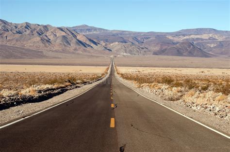 Long Desert Two Lane Highway Death Valley California Stock Photo