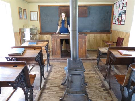 The author of the little house on. Visiting Laura: The Laura Ingalls Wilder Museum in Walnut ...