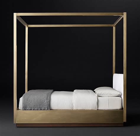 33 canopy beds and canopy ideas for your bedroom. Draper Brass Canopy Bed with Headboard | Headboards for ...