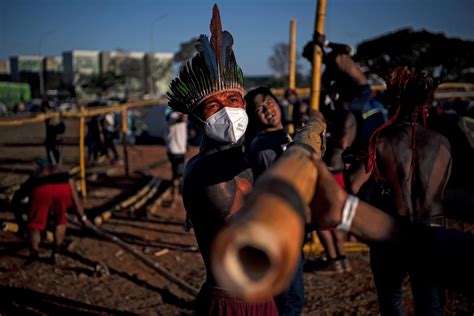 Indígenas Iniciam Semana De Protestos Contra Políticas De Bolsonaro