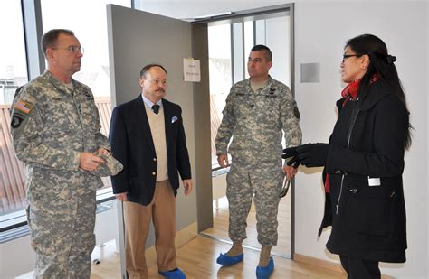Top Usareur Imcom Europe Leaders Visit Usag Ansbach Article The
