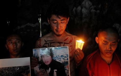 Tibetiečiai raginami nešvęsti Naujųjų metų - DELFI