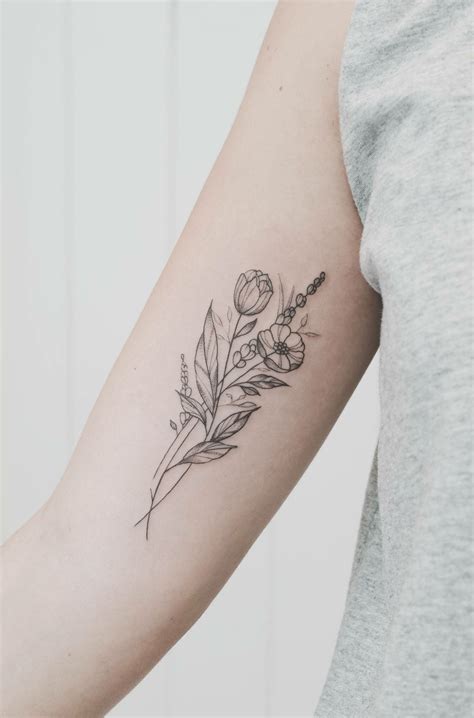 Pin By Kaylie Mckinley On Tattoo Bouquet Tattoo Wildflower Tattoo
