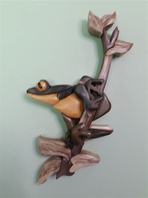 Tree Frog Wood Intarsia Wall Hanging Handcrafted Scroll Saw Etsy