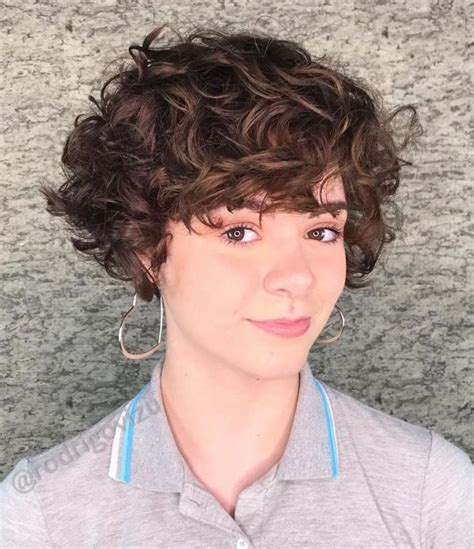 Most Delightful Short Wavy Hairstyles In Short Wavy Haircuts