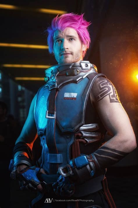 Zarya is one of the coolest characters in Overwatch ...