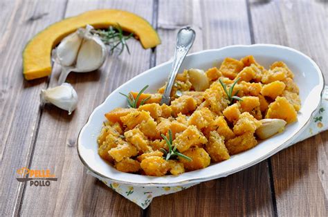La zucca al forno è davvero deliziosa, un contorno sfizioso, saporito e leggero che si prepara in pochissimo tempo! Zucca sabbiosa al forno - Contorno semplice e saporito