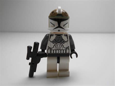 Lego Star Wars Minifigure Clone Gunner Trooper At Te Driver With