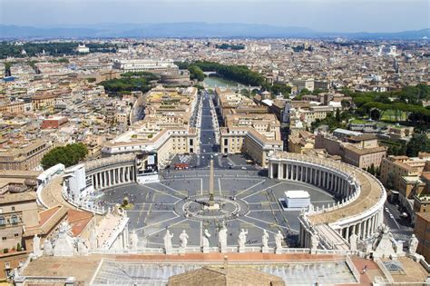 The world's most popular tourist attractions - CBS News