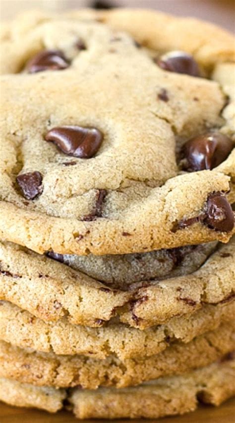 Bakery Style Chocolate Chip Cookies Recipe Sweet Recipes Desserts