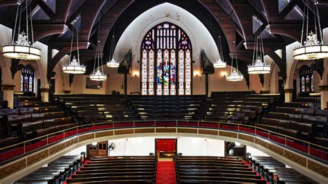 Once A Force In Harlem The Oldest Black Church In New York Hangs On