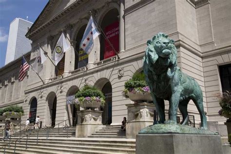 Chicago Art Institute Skip The Line Tour With Guide Getyourguide