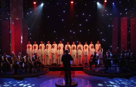 A Multi Cultural Choir Singing For Peace Daily Sabah