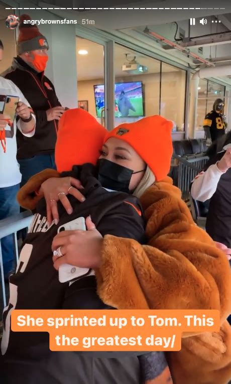 Dying Browns Fan Celebrates Teams Playoff Berth With Emily And Baker