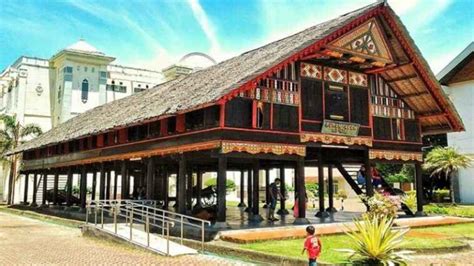 Rumah Adat Aceh Lengkap Dengan Keunikannya Mediasiana - vrogue.co
