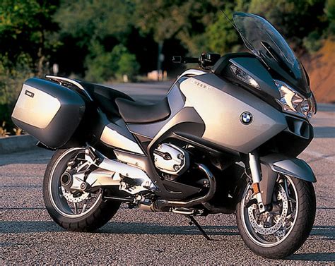 The bmw r1200rt is a touring or sport touring motorcycle that was introduced in 2005 by bmw motorrad to replace the r1150rt model. 2005 BMW R1200RT ABS Road Test | Rider Magazine | Rider ...