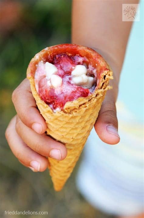 Warm, melted chocolate, toasted marshmallow sandwiched between graham crackers, oh my! 21 Delicious Campfire Desserts for Your Summer Sweet Tooth - TREKKN | For the Love of RVing