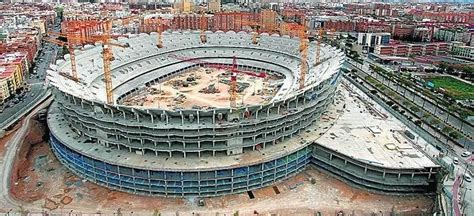 From wikimedia commons, the free media repository. El Valencia CF a un paso del derribo del Nuevo Mestalla