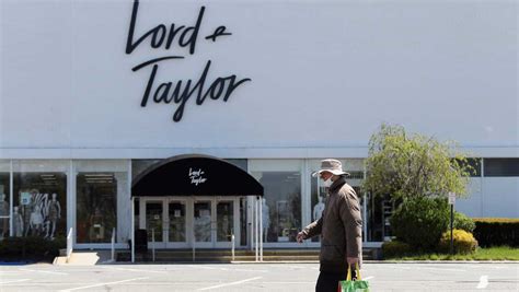 Lord And Taylor Files For Bankruptcy Protection