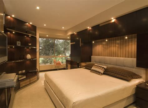 Ahora bien, si lo que buscas es simplemente complementar tu recámara, también puedes encontrar en nuestro catálogo camas matrimoniales, camas individuales, camas king size o camas queen size que. Diseño de Dormitorios Elegantes