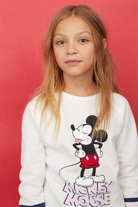 Sweatshirt With Motif In Whitemickey Mouse Handm Disney Disneystyle
