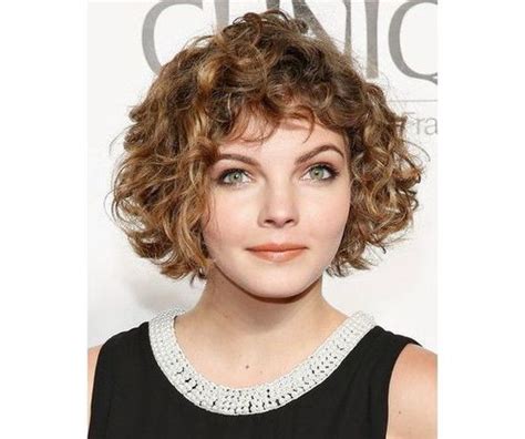 61 Stunning Short Curly Hairstyles For Women 2022 Fabbon