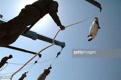 Iran Execution Stock Fotos Und Bilder Getty Images