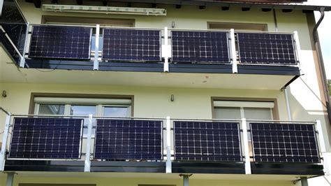 Mittels Balkonkraftwerk Solarstrom Gewinnen Solarenergie De