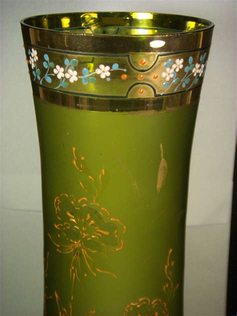 See more ideas about porcelain painting, china painting, hand painted. Old Enamel Painted Green Glass Vase | Antiques Board