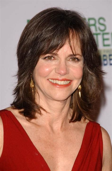 How to look younger at 30, 40, 50 or even 60 years old naturally without surgery or makeup + 7 anti aging secrets models use to look younger forever. Classy Haircuts For Females Over 60 To Look 20 Years ...