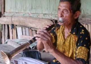 Wiso geni 3 years ago. Alat Musik Tradisional Provinsi Nusa Tenggara Barat ...