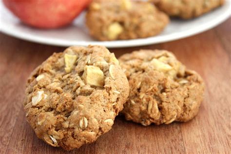 ¼ cup water, at room temperature. Apple Cinnamon Oatmeal Cookies | Mommy Musings