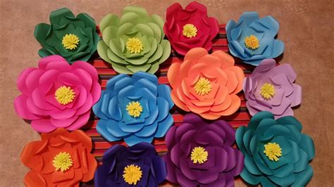 Da clic en las imágenes para conseguir los moldes en alta calidad: DIY Como hacer flores gigantes de papel 🌹 / paper flowers ...
