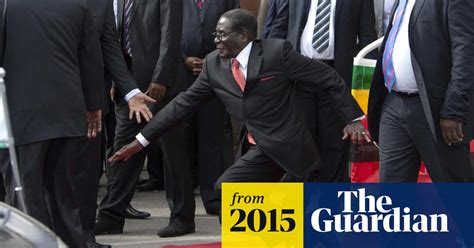 Robert Mugabe Falls Down Steps After Speech In Zimbabwe Video World