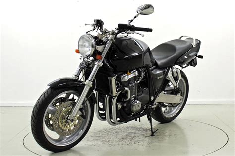Vem aí o novo lançamento da honda! Honda CB 1000 F - Occasion-Motorräder - Moto Center Winterthur