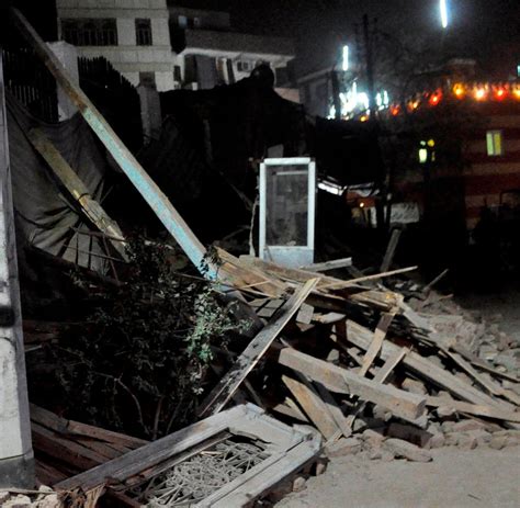 Nach dem teilweisen hauseinsturz infolge einer explosion in der preßgasse am mittwochnachmittag versuchen rettungskräfte derzeit eine vermisste person in den trümmern zu finden. Zugunglück in Viareggio: Kaputte Waggonachse stammt aus ...