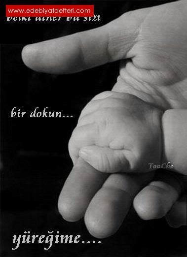 Özcan deniz kap yarası sözleri. ANNEYE ÖZLEM şiiri - kalp yarası şairine ait şiirler ...