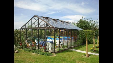 And the other video is about building a greenhouse using a wood structure. Build your own greenhouse in wood. - YouTube