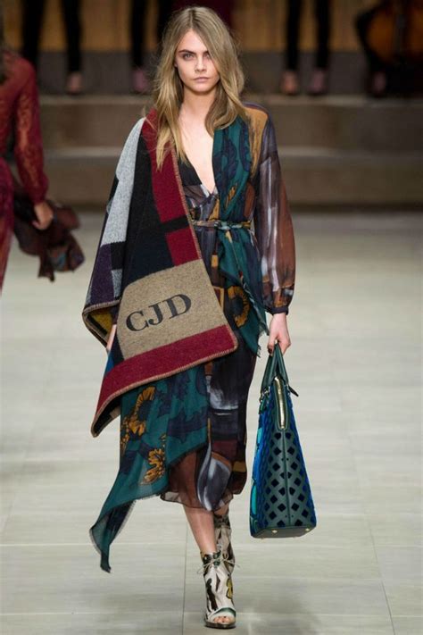 Kate Moss And Cara Delevingne Team Up For New Burberry Campaign