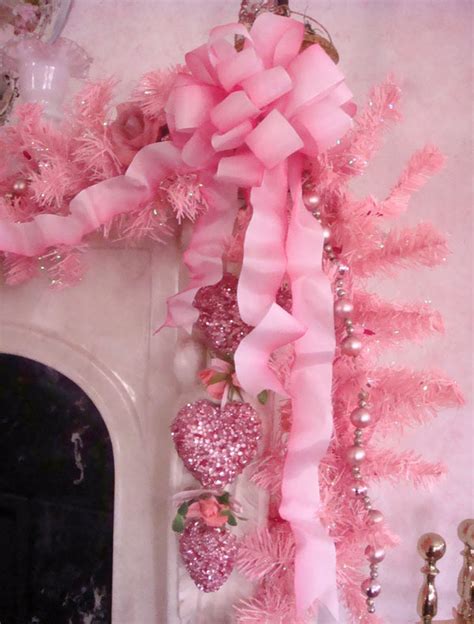 Pink Christmas Decorating Ideas – All About Christmas