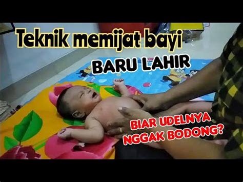 Cara Memijat Bayi Yang Baik Dan Benar Oleh Mbah Yah Dukun Bayi Ternama