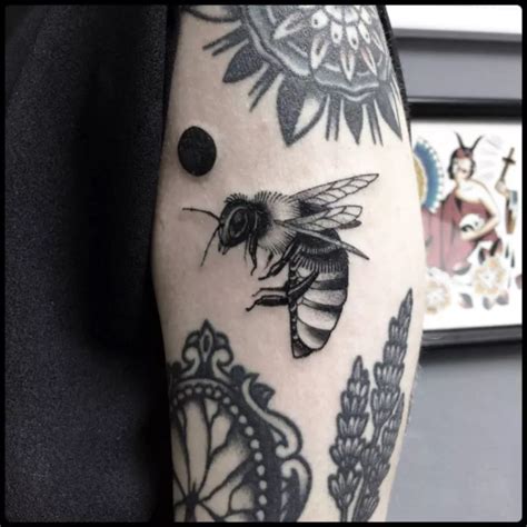 Tattoo Uploaded By Alice Totemica Black Bee Insect Tattoo
