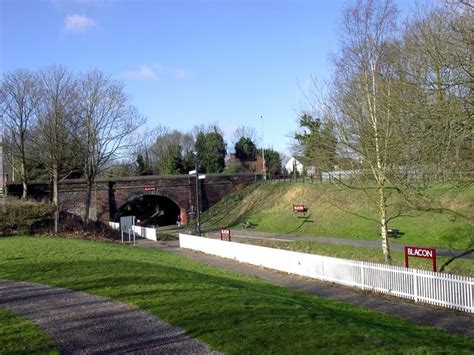 Blacon Station © Des Blenkinsopp Geograph Britain And Ireland