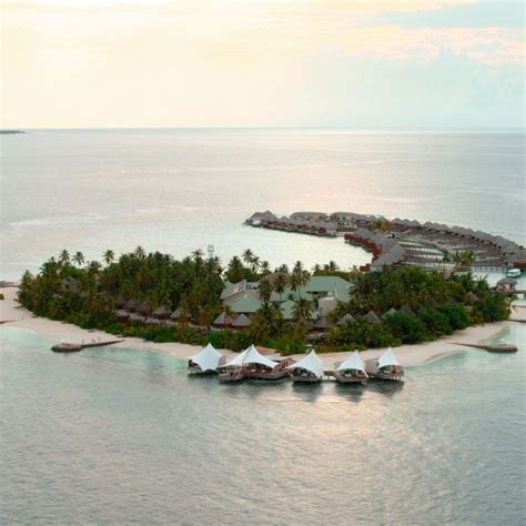 20 Aerial Views Of Some Of The Most Amazing Maldives Resorts Maldives