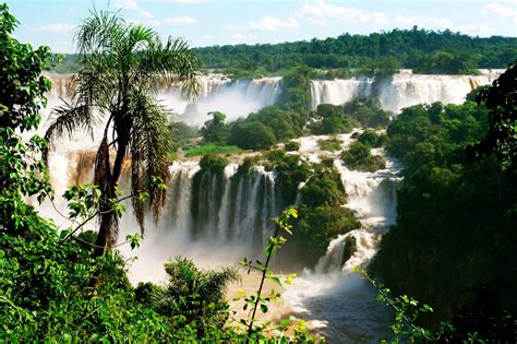 10 Reasons To Go Travelling In South America