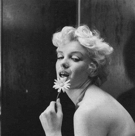 Marilyn Monroe By Cecil Beaton 22 February 1956 Victor Hugo Citations Marilyn Monroe Fotos