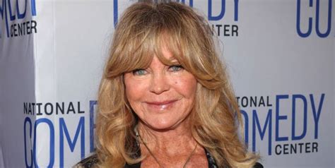See Goldie Hawn 77 Show Off Her Strength In Intense Workout On Instagram