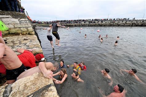 New Years Day Swimmers Brave The Cold Sea Belfast Live