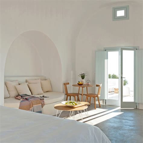 Seven Santorini Island Retreats By Kapsimalis Architects Ips Inter