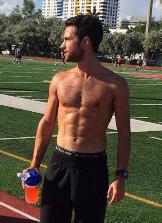 Argentine diego schwartzman posted a photo on social. Noah Rubin Shirtless, Underwear, Girlfriend Photos ...